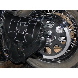 LEATHER SADDLEBAG S59 MALTESE CROSS H-D SOFTAIL