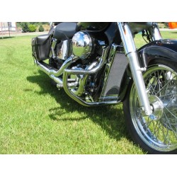 A bukócsőkiváló CUSTOM  HONDA VT 750 C2