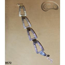 Ezüst karkötől B572