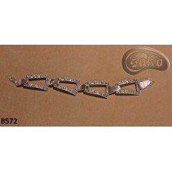 Ezüst karkötől B572