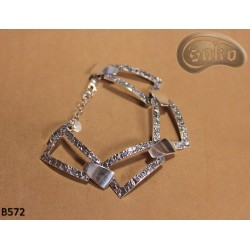 Ezüst karkötől B572